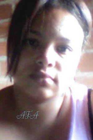 153608 - Nini Johanna Age: 40 - Colombia