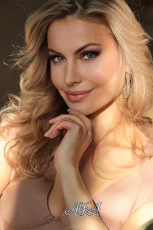 201522 - Oksana Age: 46 - Russia