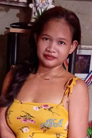205140 - Hazel Age: 23 - Philippines