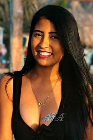 205723 - Maria Fernanda Age: 25 - Colombia