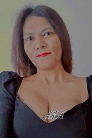 208741 - Thassanee Age: 44 - Thailand