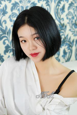 209691 - Lily Age: 24 - China