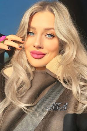 223390 - Inna Age: 30 - Ukraine