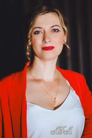 225760 - Ilona Age: 43 - Ukraine