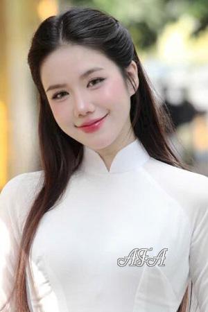 228408 - Cam Ly Age: 25 - Vietnam