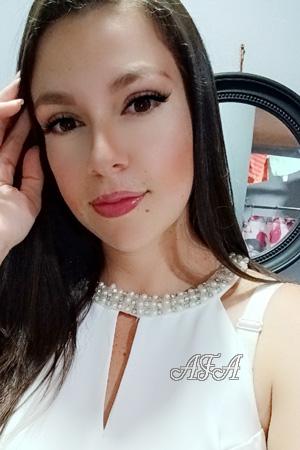228879 - Joselyn Age: 32 - Costa Rica